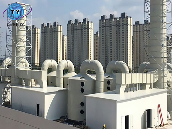 泰州-電鍍設(shè)備廢氣處理噴淋塔